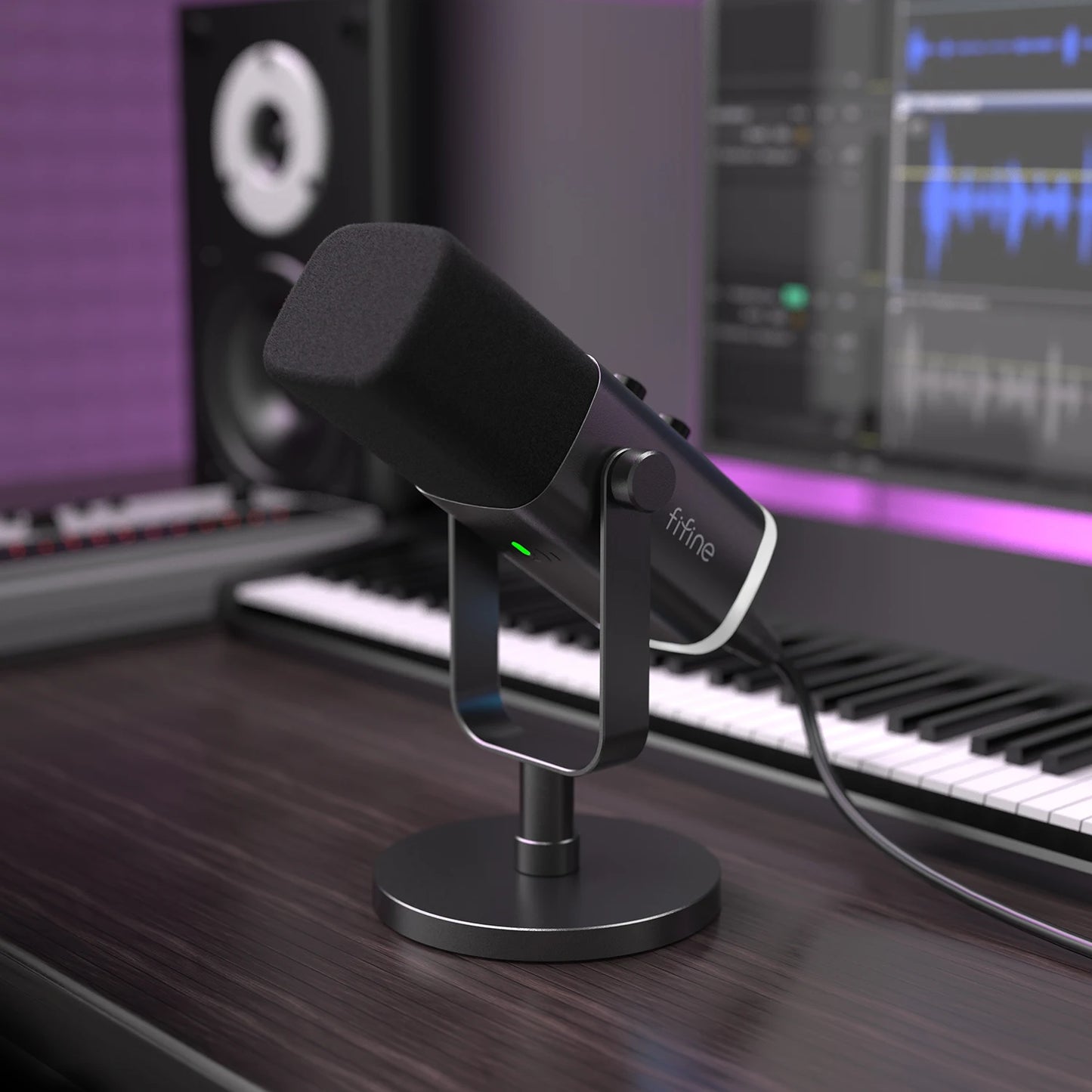 FIFINE USB/XLR Dynamic Ampligame AM8